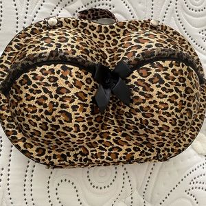 🌵3 for $15🌵 Intimates traveling case